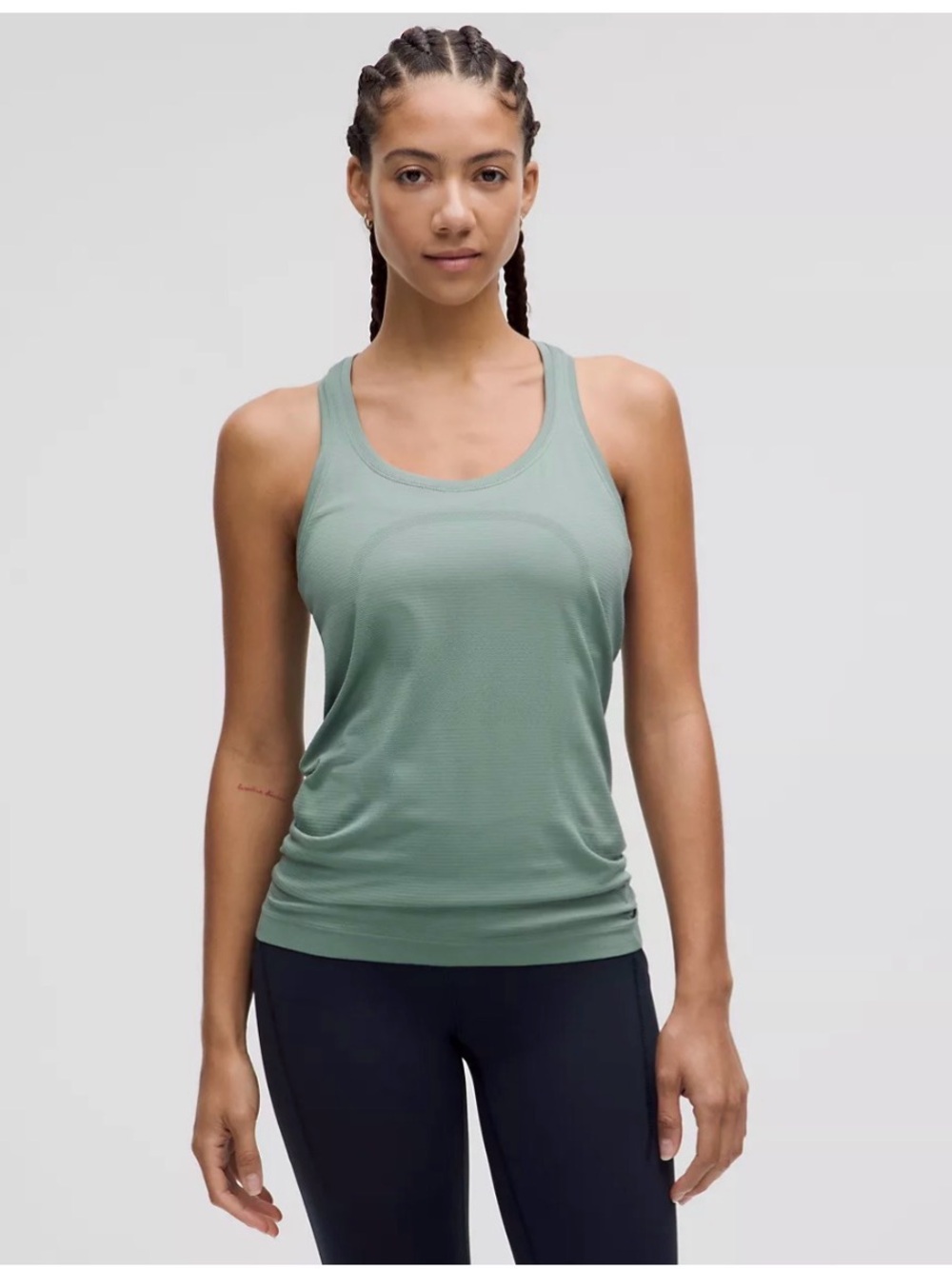 Lululemon
Swiftly Tech Racerback Tank Top 2.0 *Hip Length